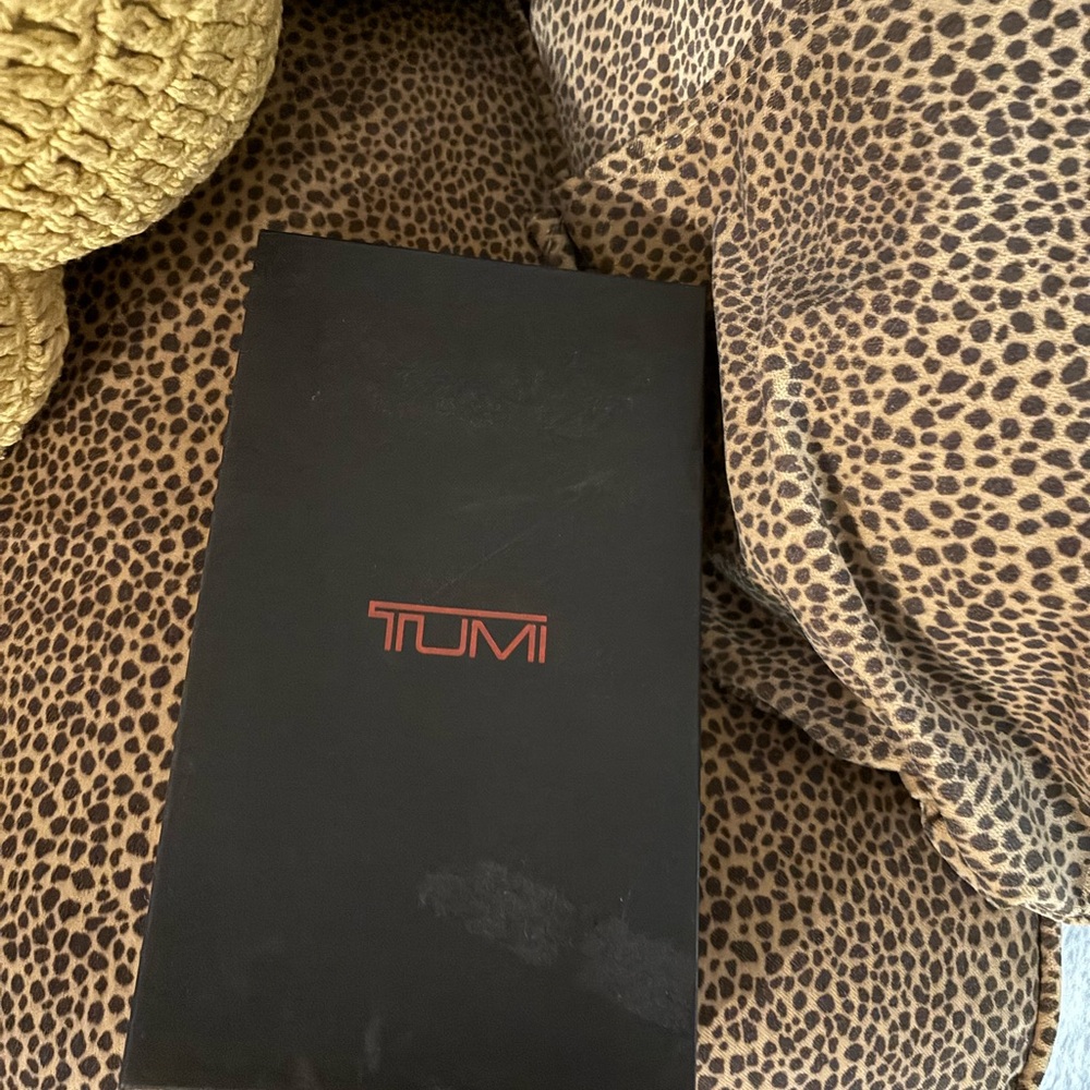 TUMI Travel Wallet - in original box
Best Offer